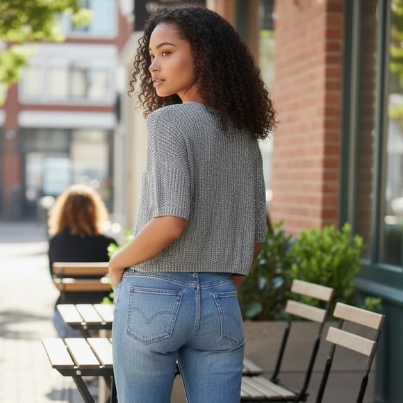 Topshop Metallic Crop - Picture 2 of 13